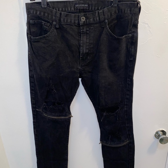 Bullhead Denim Skinny Jeans - Picture 8 of 11